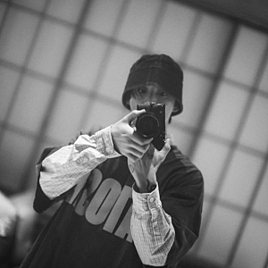 BTS 정국, 새 카메라 공개하자 뷔가 보인 반응