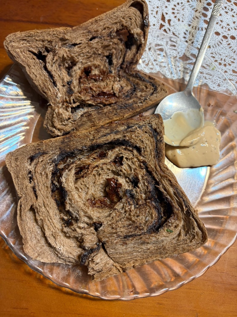 안산 고잔동 빵집 화이트리에 초코식빵 한정판 후기! 가격부터 얼그레이 밀크티잼까지♥내....
