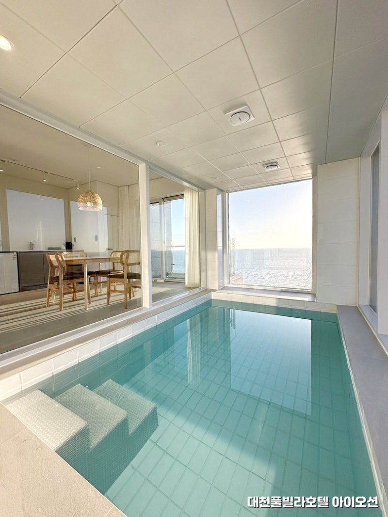 Daecheon Pool Villa Hotel with Private Pool and Sunset Views