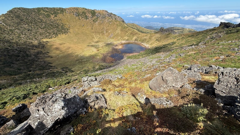 Reaching the Summit and Saraoreum via Hallasan's Seongpanak Trail