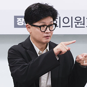 [속보] 한동훈 "노무현 측 3억 시계·수십억 받은 건 팩트"…민주당에 "반박하라"