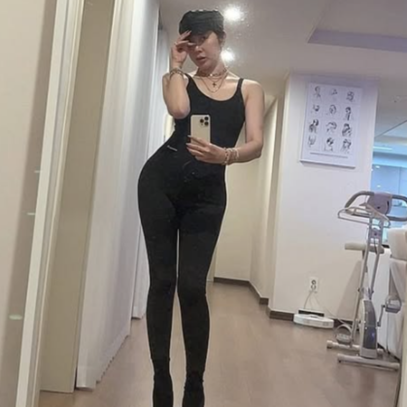 “생일파티에 몇천만원 썼는데..” 명품백 정리하고 8만원 가방 든 여가수