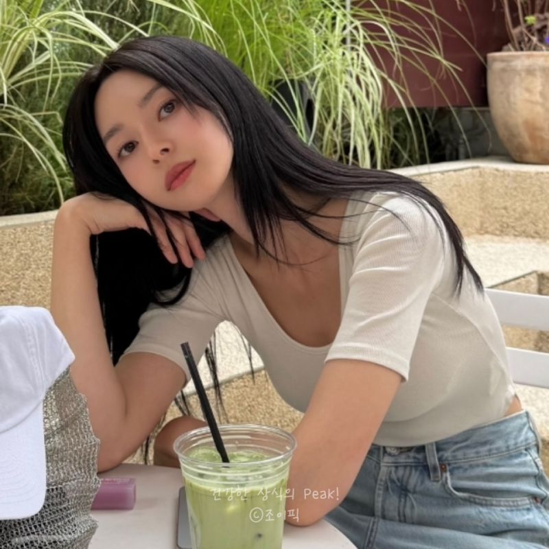 “8kg 쪘는데 이거 먹고 -8kg” 청바지에 흰 티의 정석 권나라의 다이어트 식단은?