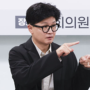 [속보] 한동훈 “노무현 측 3억 시계·수십억 받은 건 팩트”…민주당에 “틀렸다면 반박하라....