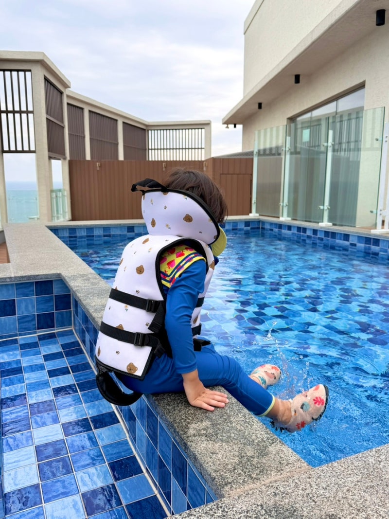 Busan Songjeong Mer de Robe Hotel Ocean View Jacuzzi for 2 Nights, Saved 280,000 Won