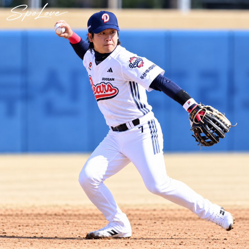 "80억 받았으면 더 쳐야죠" 두산 박찬호 FA 첫해 평가 논쟁! 정말 몸값 못한 걸까요?