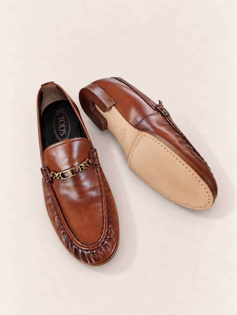 토즈 TOD'S 체인 디테일 레더 로퍼 :: 비브람 밑창보강 덧댐 완정역 명품 구두수선