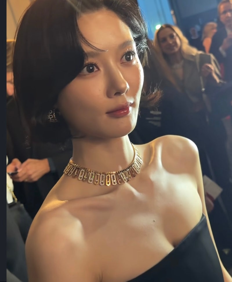 김유정 파리 메시카 쇼, 블랙 드레스에 섹시미 터졌다…단발까지 완벽 변신