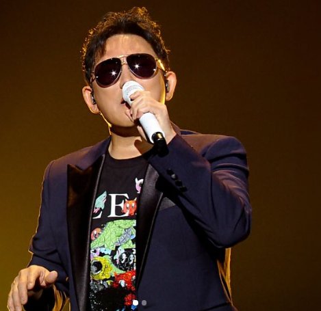 이승철 프로필 나이 아내 박현정 자녀, 데뷔 40주년에 할아버지 된 근황 콘서트 와이프