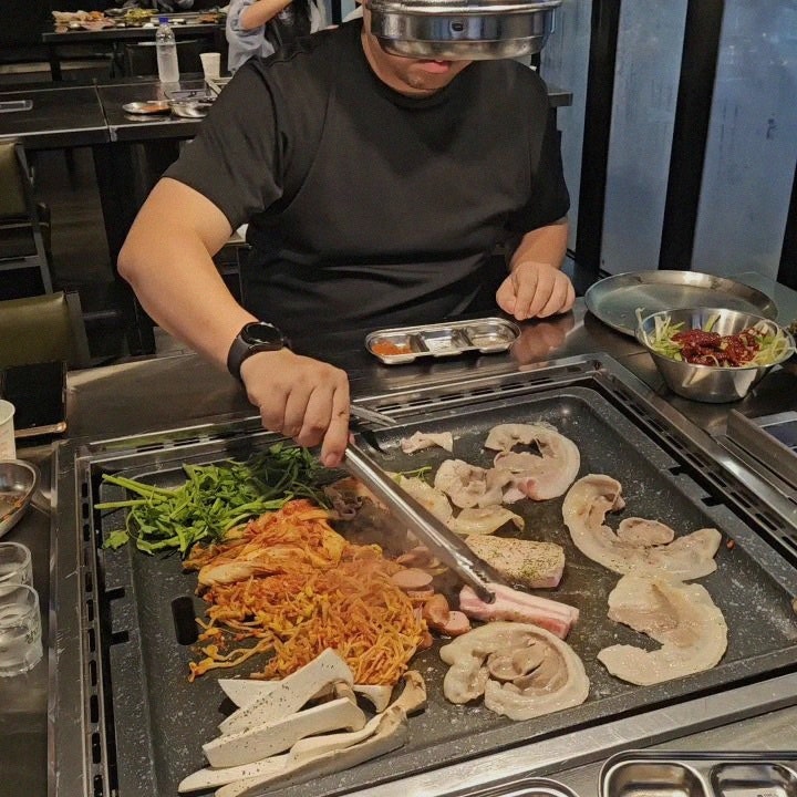 광안리 오늘은꽃삼겹에서 즐긴 특별한 삼겹살 저녁 풍경
