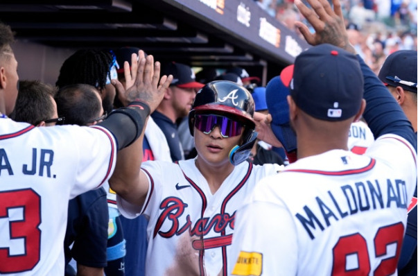 [MLB] 벼랑 끝 애틀랜타 3차전 김하성 선발 제외, 스니커 감독의 냉혹한 결단 이유는