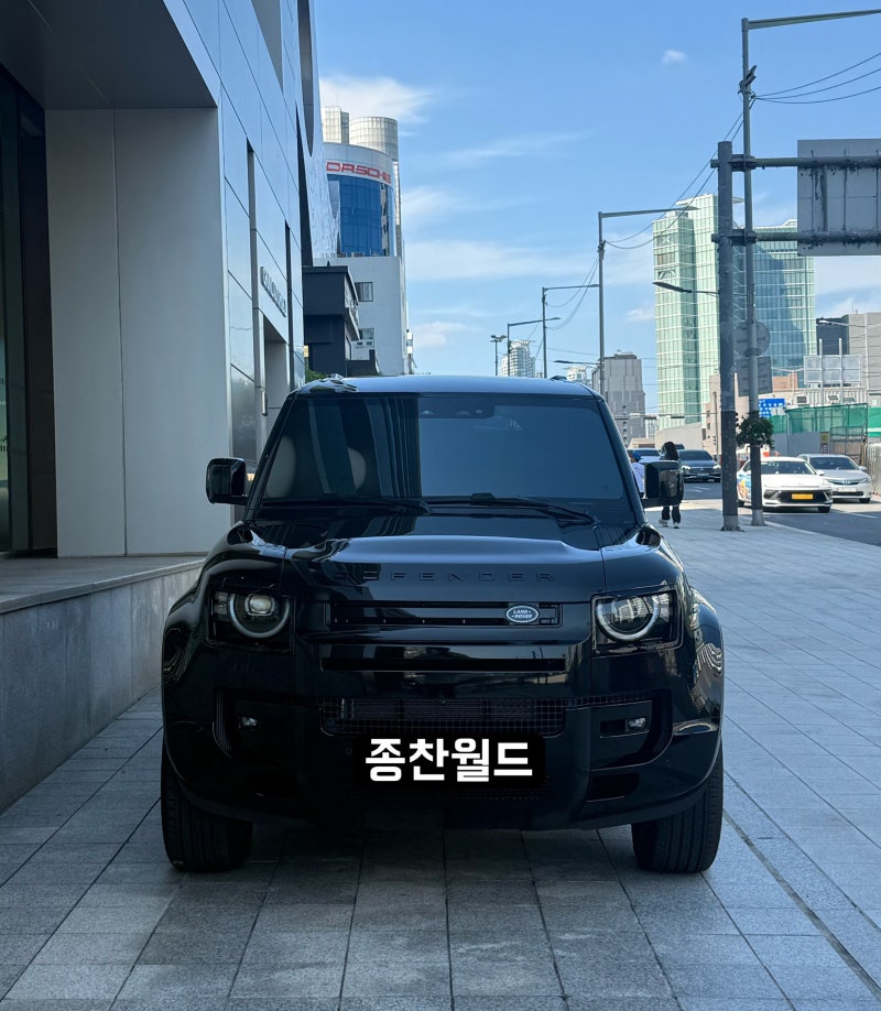 디펜더 110 D300 X-Dynamic HSE 산토리니 블랙, 캐러웨이 시트 출고후기