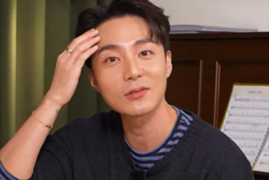 "12년 전 헤어밴드 쓰던 로이킴..." 조현아가 이마 보더니 불쑥 던진 질문