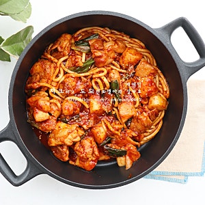 배달 끊게 만드는 지코바치킨 만들기 양념 닭다리살 요리 홈메이드 지코바 레시피