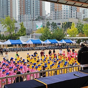 딸 운동회에 나타난 배우 안재욱, 정장 차려입고 직접 사회까지