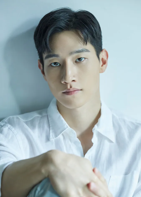 노상현 프로필 나이 혈액형 MBTI 키 학력 파친코 대도시의 사랑법 21세기 대군부인, 근황까지