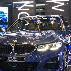 BMW 3시리즈 완전변경 2027년이라더니, 투어링 할인 소식까지 터졌다
