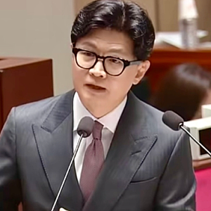 [속보] 한동훈 “노무현 건들면 큰일난다는 식”…민주당에 “팩트로 말하라”, 논두렁 시계....