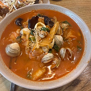 부산 짬뽕 맛집 시원하고 칼칼한 맛이 일품인 이가해물짬뽕