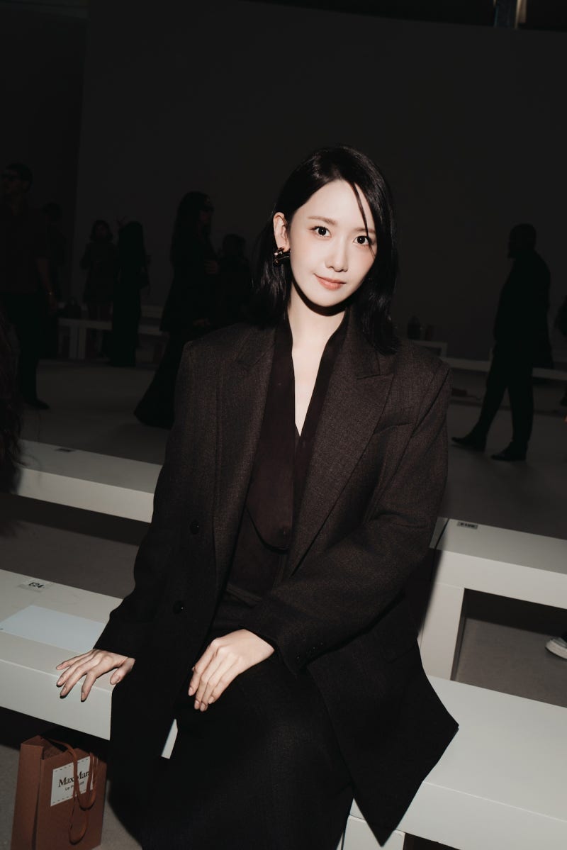 임윤아가 참석한 막스마라(MAX MARA) 2027 봄·여름 컬렉션 쇼!그 속 임윤아 자켓, 셋업 수트 코디....