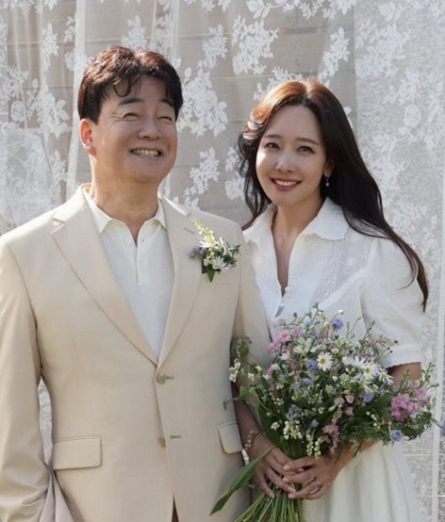 소유진 딸 나이와 근황, 제주 여행에서 터진 붕어빵 미모 총정리