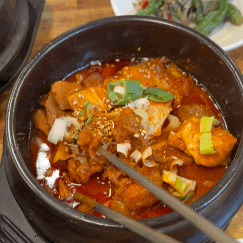 서면 한뚝배기 24시간 밥집｜치즈햄순두부찌개부터 뚝배기소불고기, 제육볶음까지