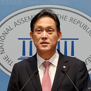 “김태규 ‘전두환 내란 아니다’…역사 논쟁인가, 헌정질서 논란인가”