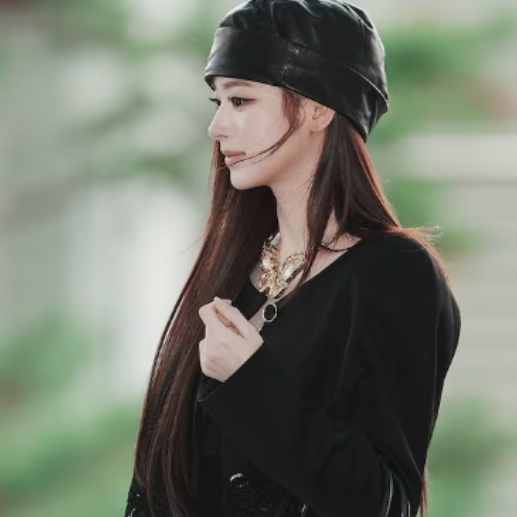 "장카설 다음은 안나?" 미야오 안나 시스루 공항패션 공개되자 비주얼 반응 폭발