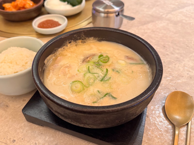 부산 해운대 미슐랭 돼지국밥 맛집 거대 돼지국밥 | 메뉴, 주말 웨이팅