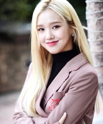 오마이걸 미미, 데뷔 초 화장실도 혼자 못 갔다?…“손잡고 둘씩 다녔어요” 충격 고백