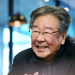 “전화 받자마자 벌떡 일어났다”…최불암이 공개한 육영수 여사와의 뜻밖의 통화, 영화 암....