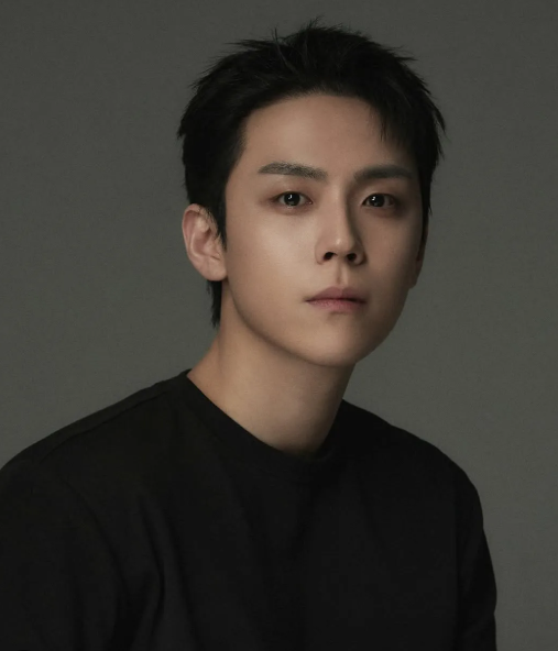 Kim Do-hoon Profile: Age, Blood Type, MBTI, Height, Education, 'Moving', 'Dear X', Retired Agent + Management Team, and Recent Updates