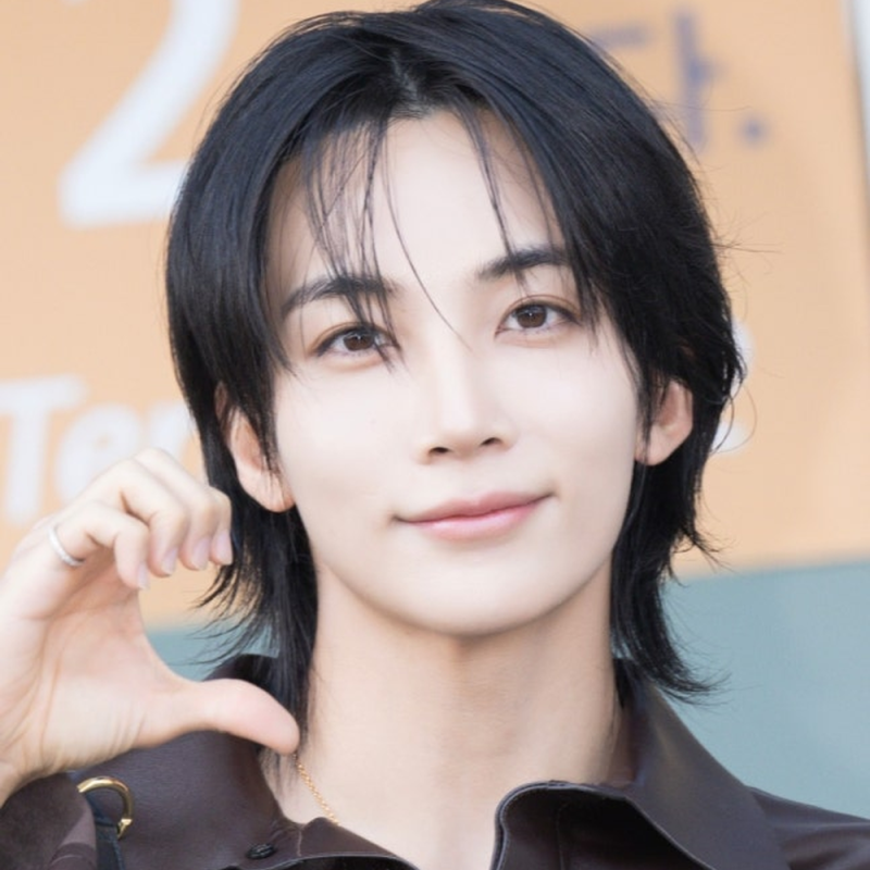 SEVENTEEN ジョンハンの近況、ジバンシィの写真からジョシュアのユニットコンサート日程まで