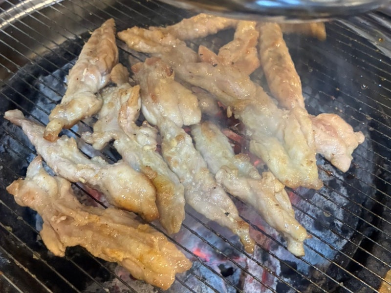광교 닭갈비 맛집 춘천에서 온 숯닭, 숯불 닭갈비와 닭목살