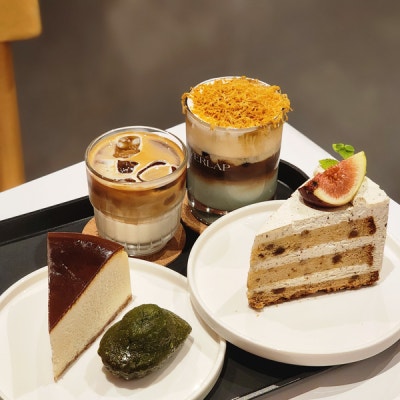 경주 야간 카페 오버랩, 주차장 있는 황리단길 애견동반 카페