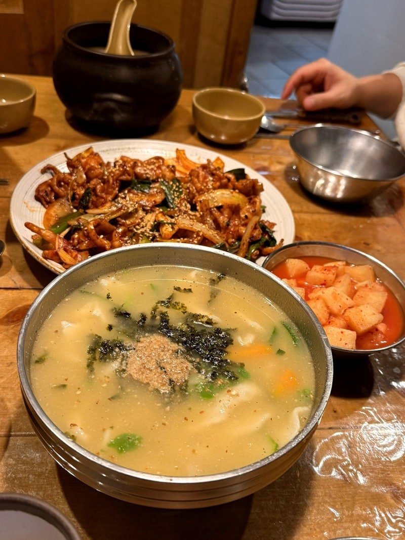 금오산 맛집 풀하우스 들깨수제비가 기가기막히는 구미맛집