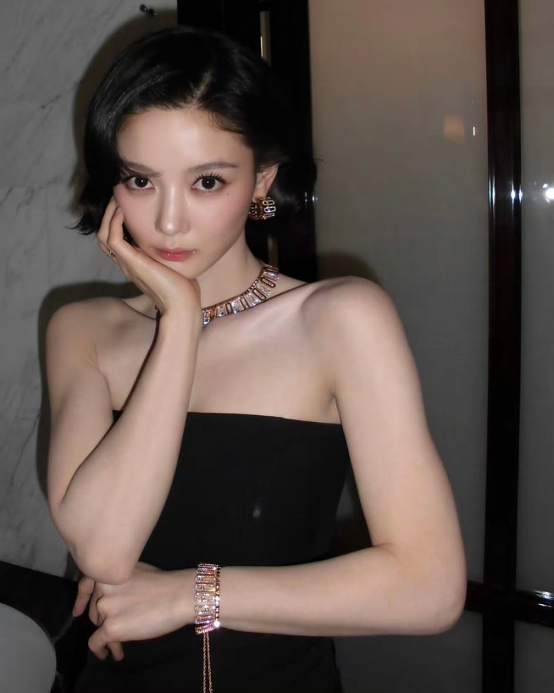 아역 시절이 엊그제 같은데… 김유정, 파리에서 완성한 성숙미