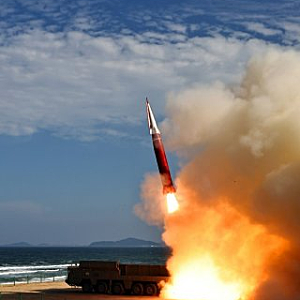 [속보] 북한, 동해상 미상 발사체 기습 발사! 일본 "탄도미사일 가능성" 및 이재명 대통령 국....