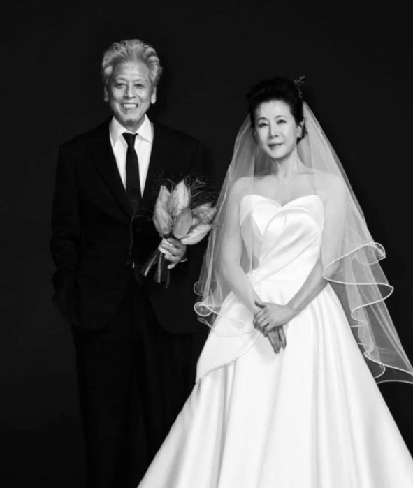 Why Jung Kyung-ho Calls Her 'Mom': Actress Park Jung-soo, Who Has Been by PD Jung Eul-young's Side for 25 Years