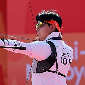 나고야 대참사 막았다! 이우석, 일본 꺾고 개인전 금메달…대회 2관왕한국 양궁 금메달 3개로....
