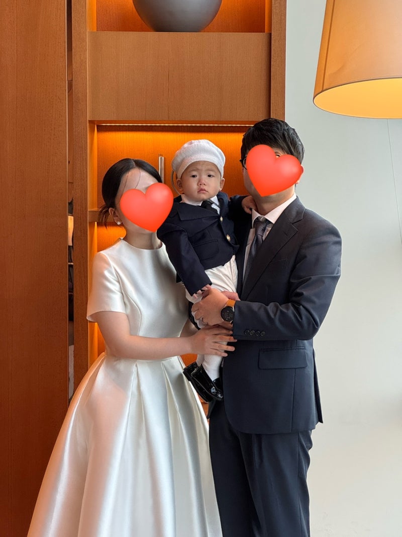 돌잔치 엄마 드레스 고민 끝, 어바웃드레스 맘드레스 대여 후기 판교메리어트