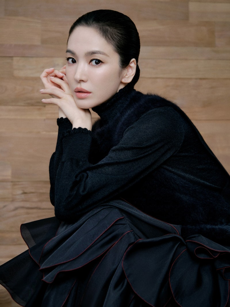 송혜교가 입으니 겨울이 달라졌다, 미샤 화보 속 압도적인 우아함