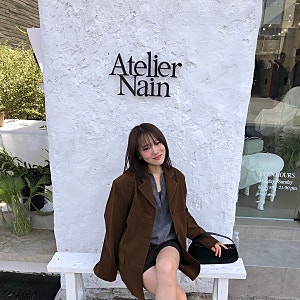아틀리에 나인 ATELIER NAIN 성수 플래그십 스토어 매장 쇼핑 가을 스웨이드 자켓 아우터 추천템