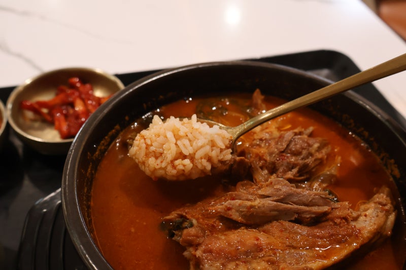 인천공항 제2터미널 맛집 추천 한식 백년가게 따귀탕