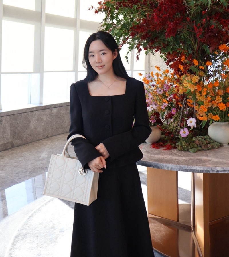 그레이스유 GRACE U 여성 가을 자켓 스커트 셋업 모임룩 하객룩 사이즈 추천