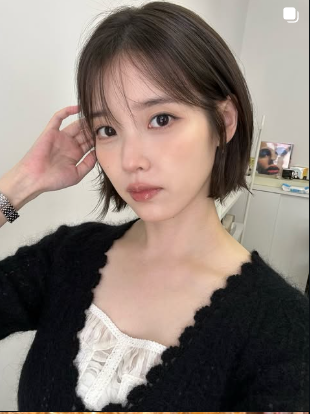 2026 Autumn IU Bob Hairstyle: Layer-free straight bob, face shape, and how to order at the salon