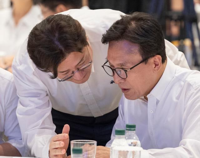 27세 낙선에 3번 구속, 18년 공백까지 겪더니…국무총리 거쳐 결국 당대표 됐다