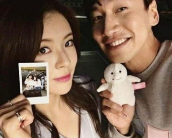 '아시아 프린스' 이광수, 버블 열자마자 난리났다…오전 7시 28분 문자 뭐길래