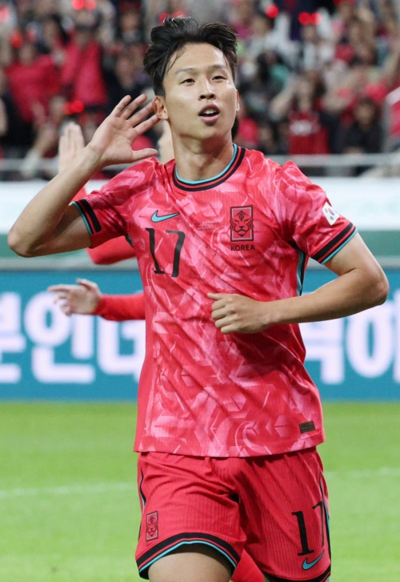 아시안게임 축구 국가대표 ‘엄지성’ 프로필｜스완지 10번, 24세 와일드카드가 중국전 주장 ....