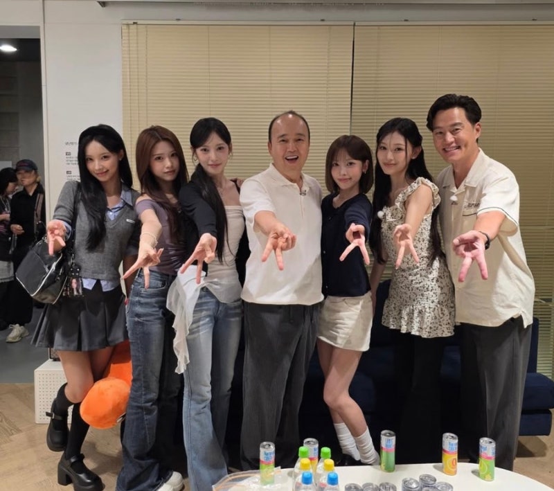 리센느 김광규 인스타에 등장, 35.9세 차이 ‘비서진’ 하루가 남긴 장면